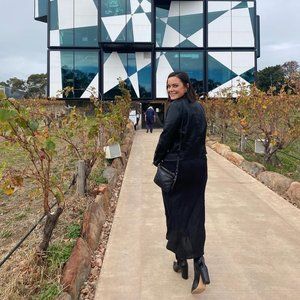 Meet your Posher, Olivia